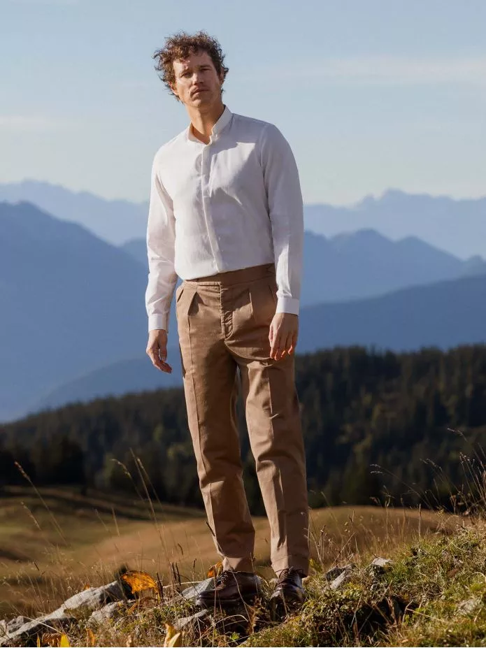 Pantalon chino à pinces havane taille haute