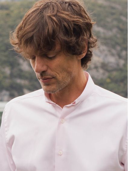 Chemise col inversé mini twill rose