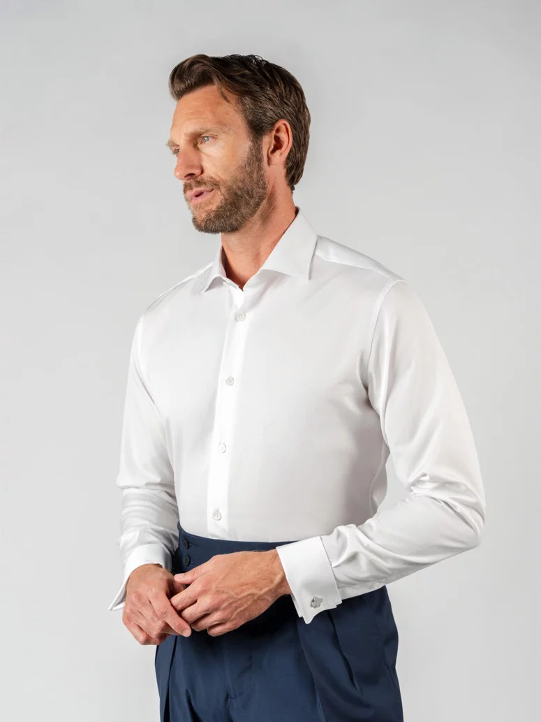 Chemise mousquetaire blanche col italien