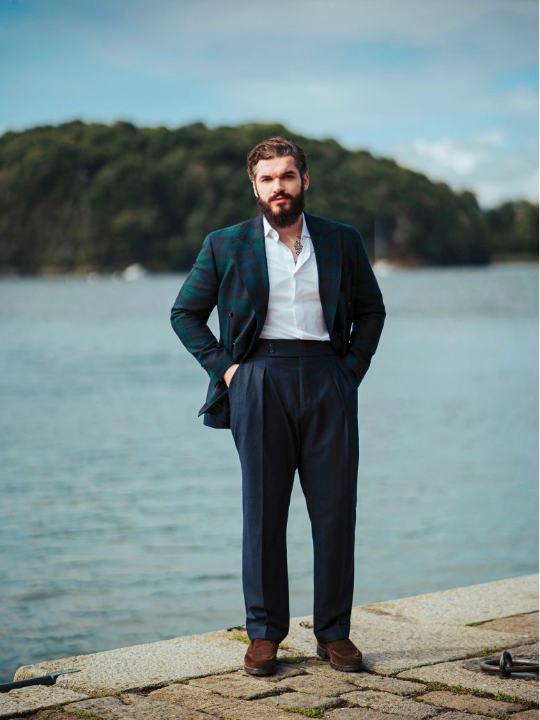 Pantalon taille haute en flanelle bleu marine Litha