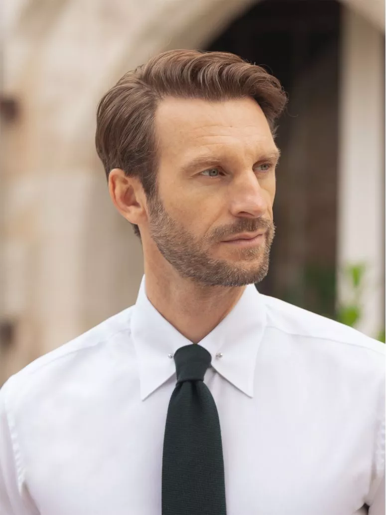 Cravate en laine vert sapin à chevrons