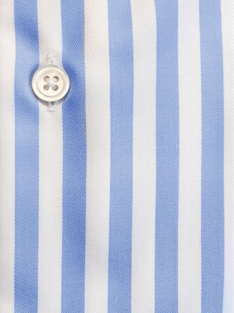 Chemise col inversé infroissable à rayures bleu ciel