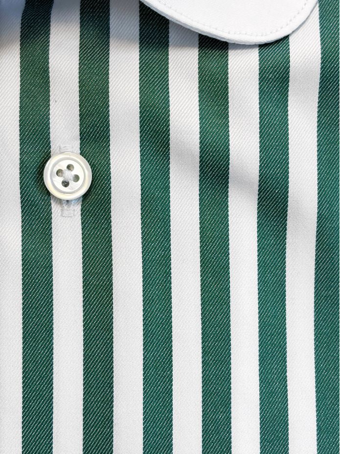 Chemise col rond à rayures vertes