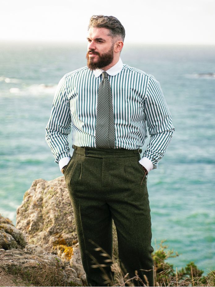 Chemise col rond à rayures vertes