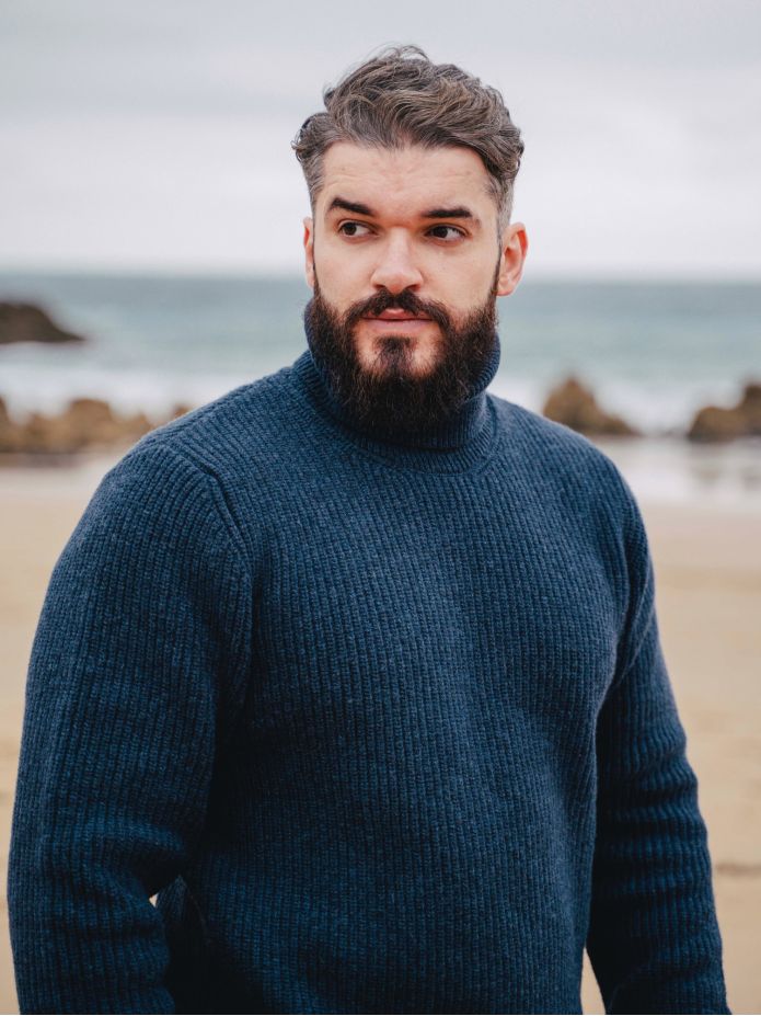 Pull col roulé bleu Adam