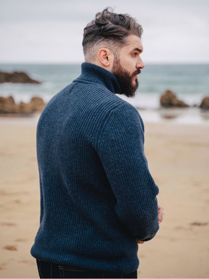 Pull col roulé bleu Adam