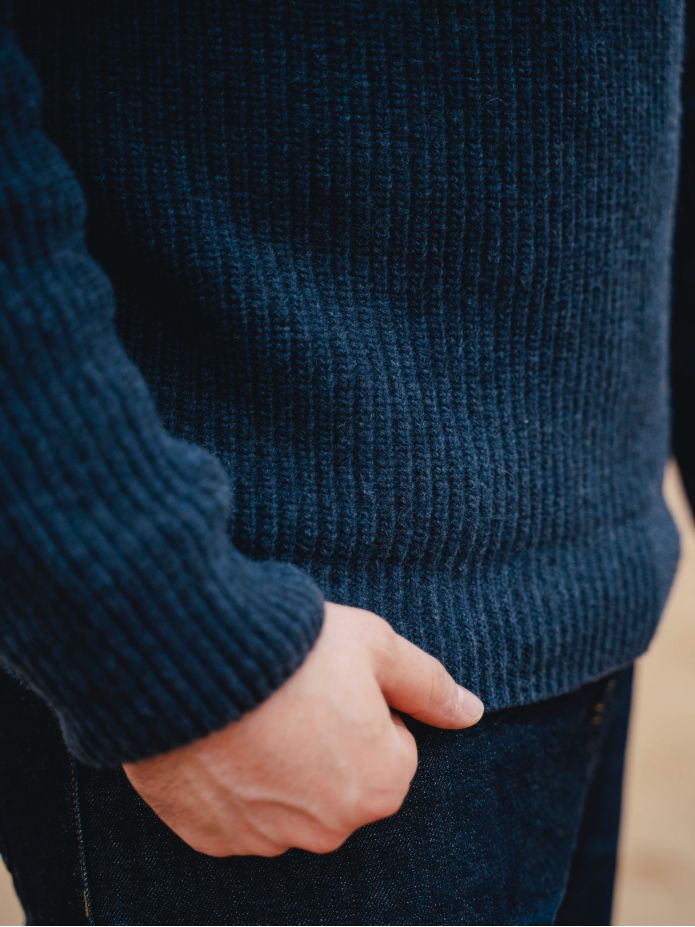 Pull col roulé bleu Adam