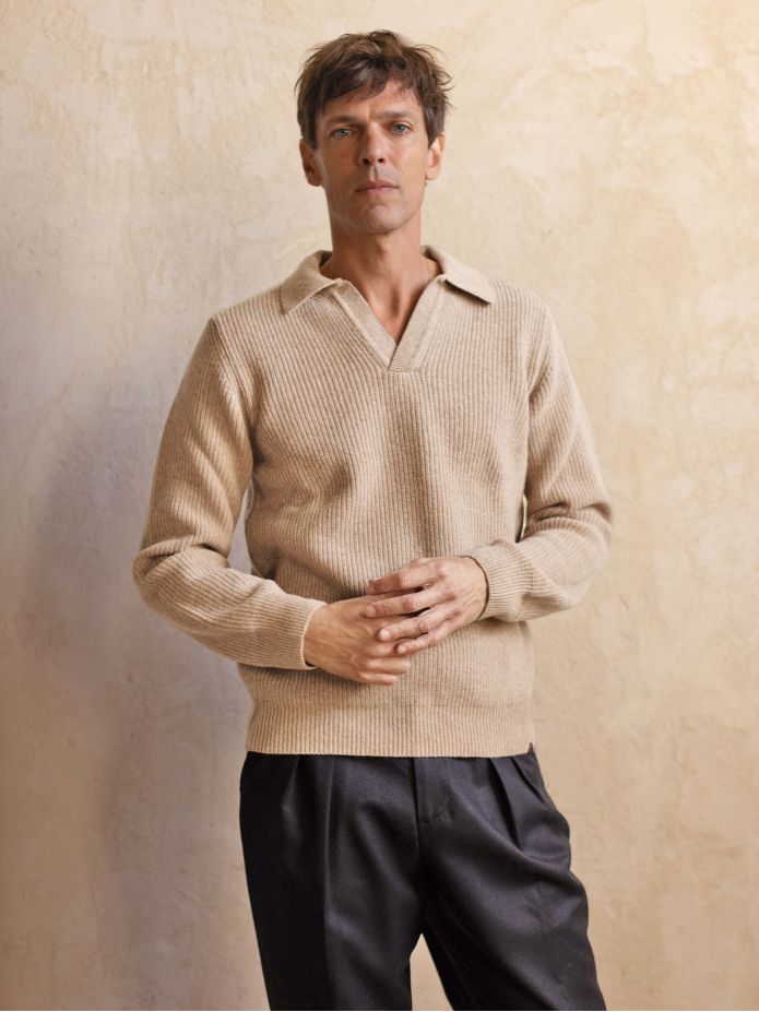 Pull en maille col polo anglais beige Finn
