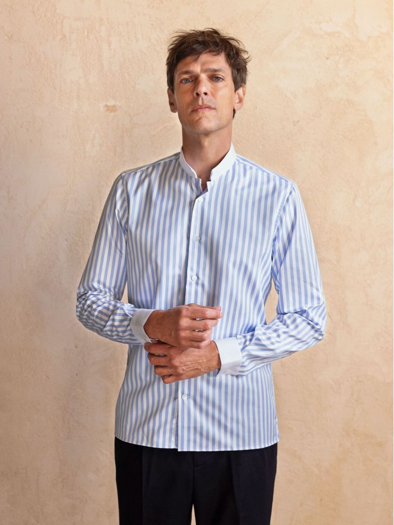 Chemise col inversé infroissable à rayures bleu ciel