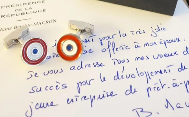 bouton-manchette-presidentiel
