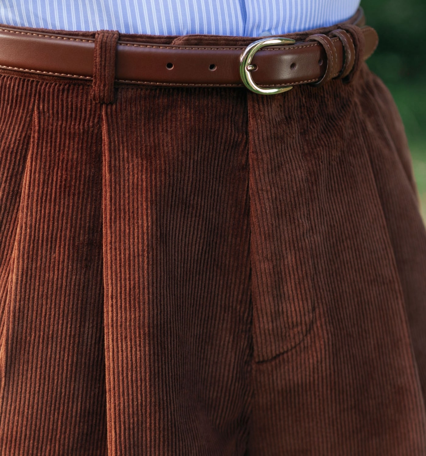 Pantalon Velours Marron Girbaud Vintage - Taille Haute, Boucle D, Surpiqûres Rouges - Taille 40 FR