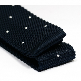 La cravate en tricot